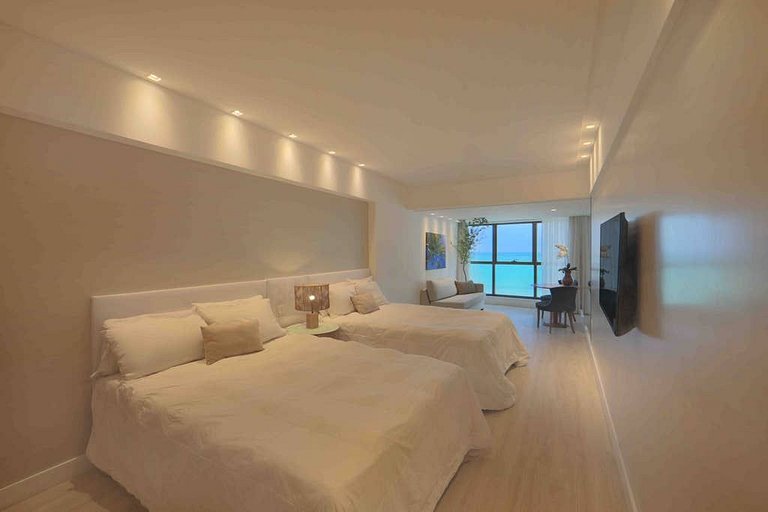 Flat Alto Luxo com Duas Camas de Casal