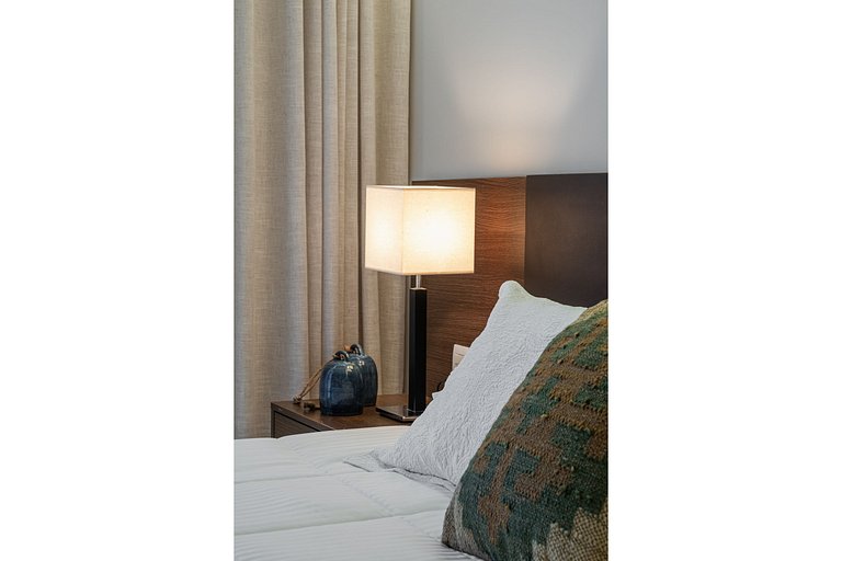 Apartamento Luxo com Varanda