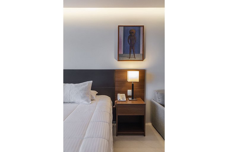 Apartamento Luxo com Varanda