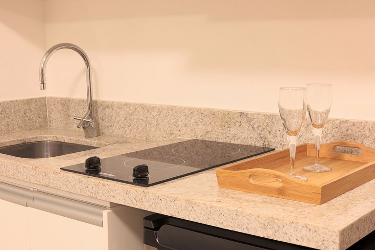 APARTAMENTO DUAS CAMAS DE CASAL ANDAR ALTO