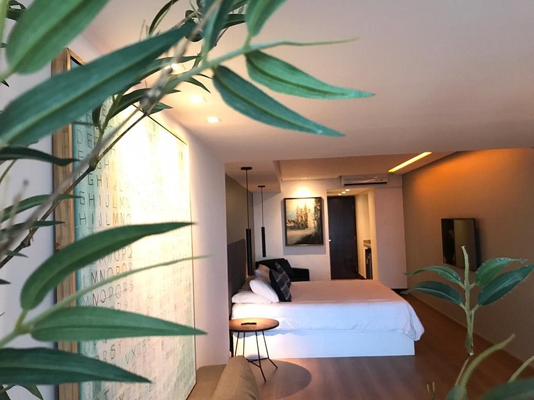 APARTAMENTO ACONCHEGANTE COM PISO DE MADEIRA NA BEIRA MAR