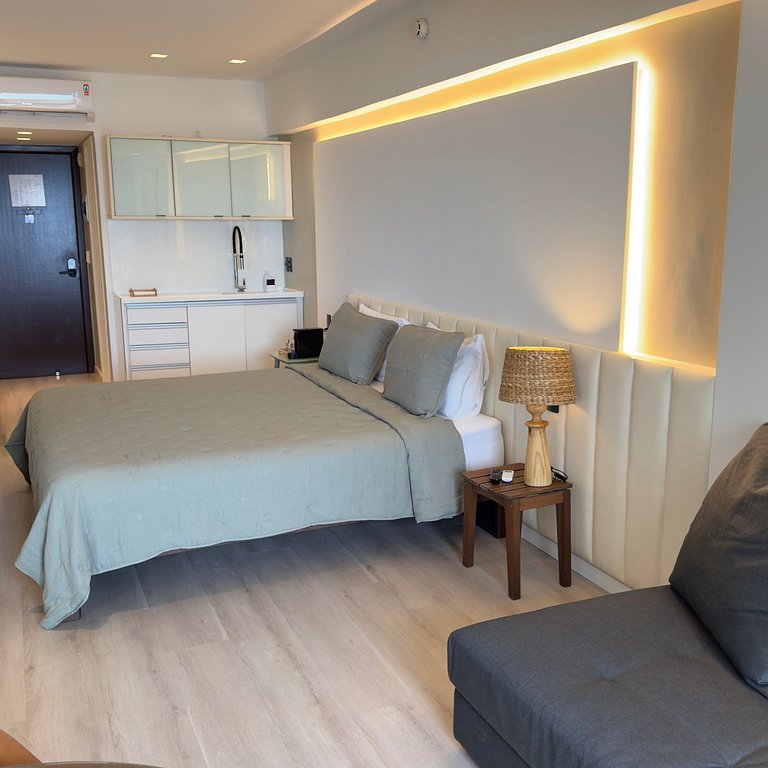 Suite Com Varanda em Andar Alto