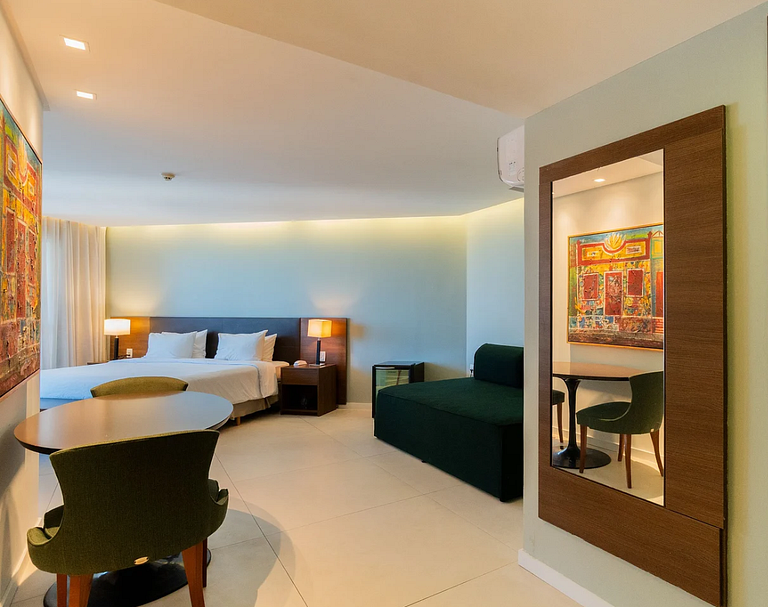 Apartamento Luxo com Varanda