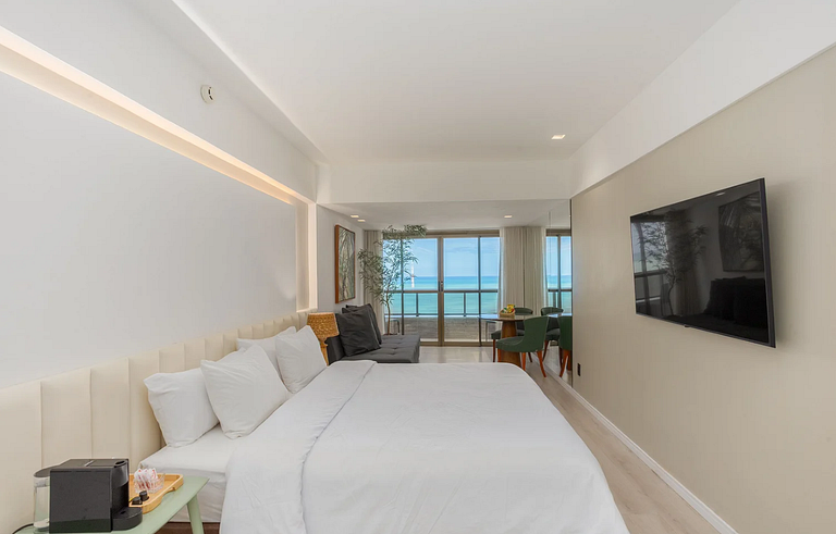 Suite Com Varanda em Andar Alto