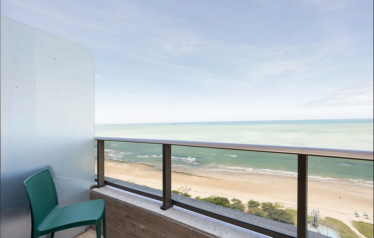Suite Com Varanda em Andar Alto