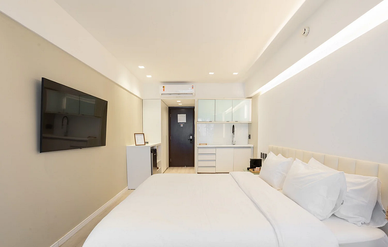Suite Com Varanda em Andar Alto
